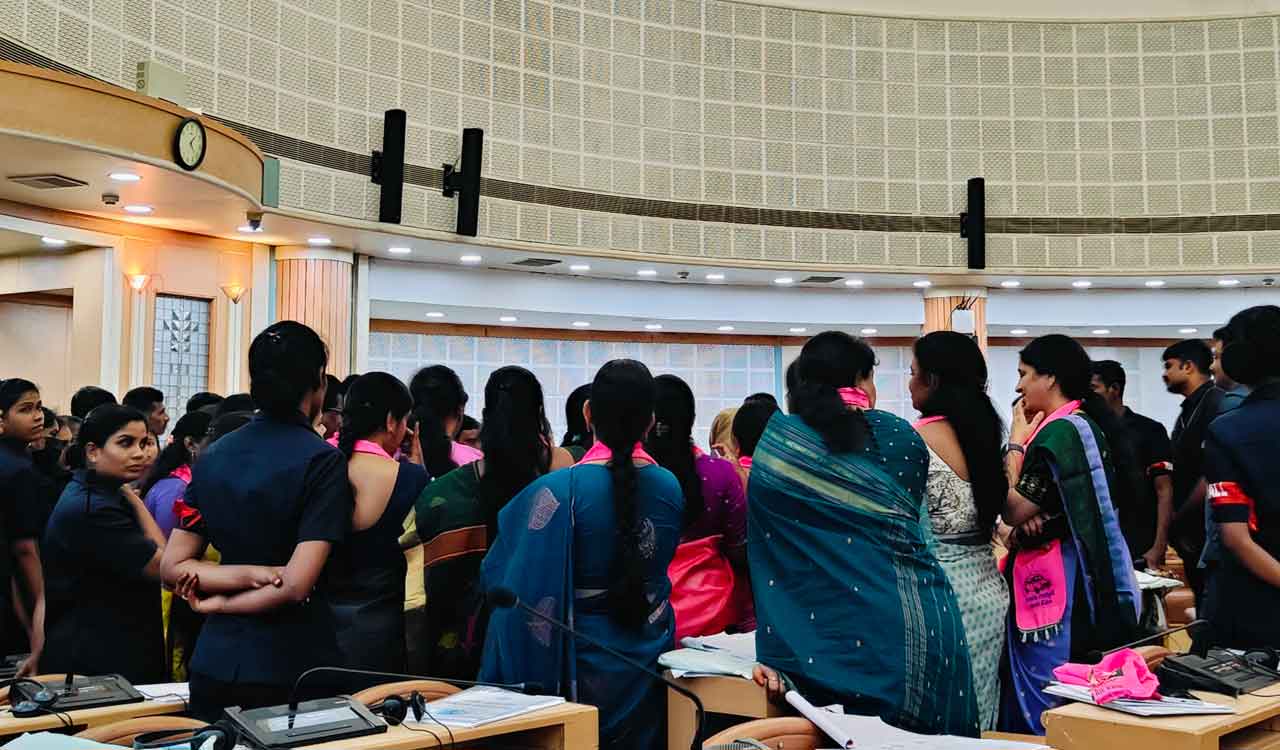 BRS Corporators’ ruckus shakes GHMC meeting over industrial policy