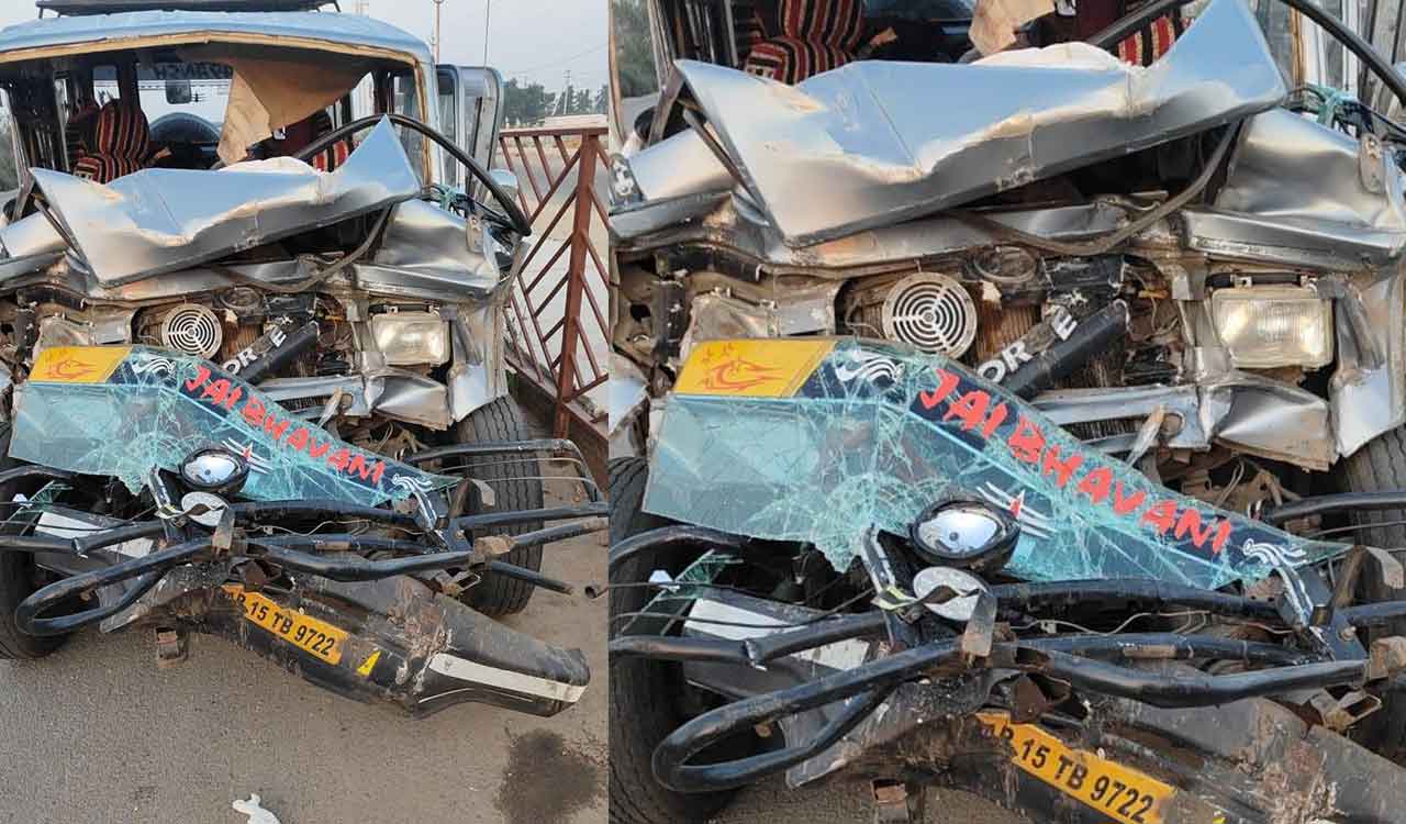 One killed, six injured as SUV rams RTC bus on NH 65 in Sangareddy