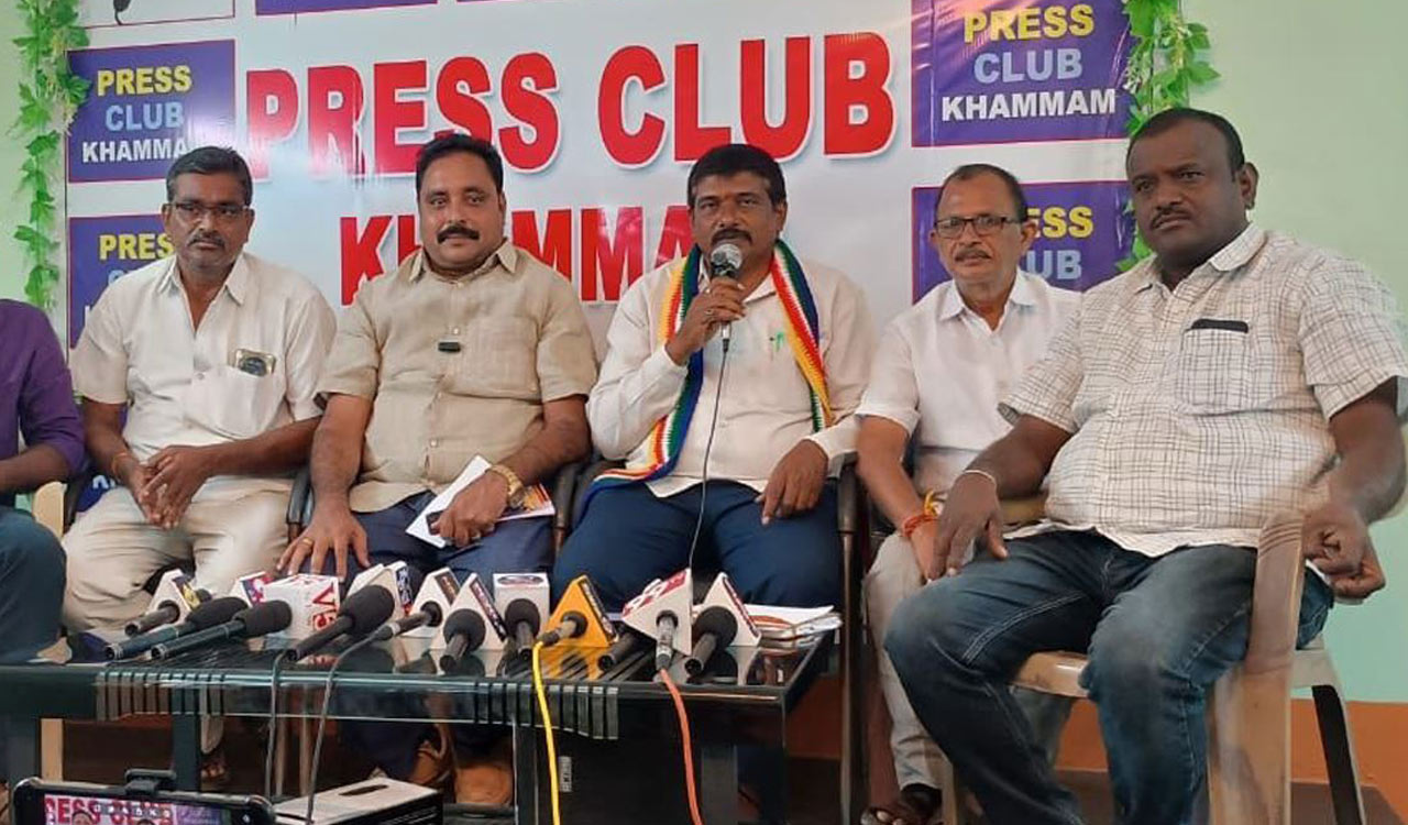 BC JAC thanks Bhatti for appointing a BC leader as Khammam DCC president