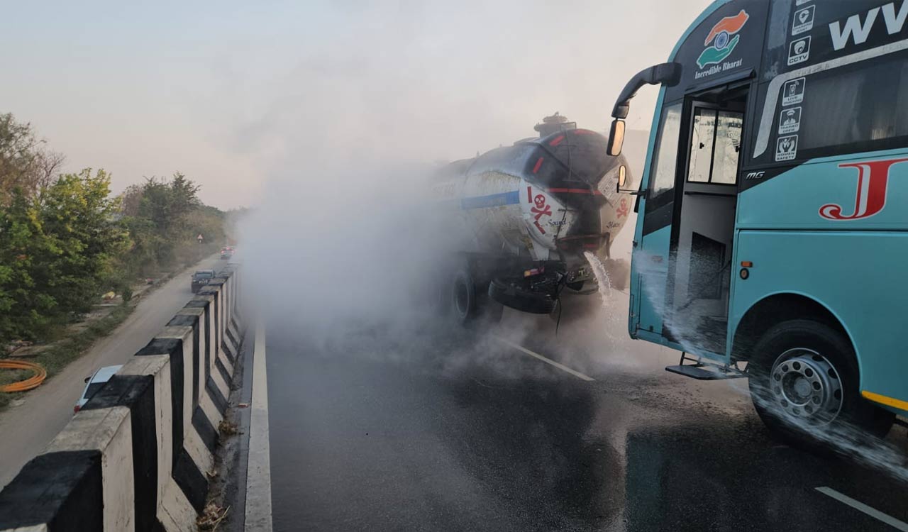 Bus passengers escape unharmed as private travels vehicle hits chemical tanker near Jadcherla