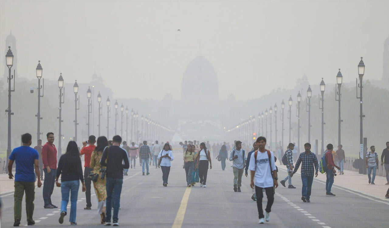 Air quality remains ‘very poor’ in Delhi for sixth day; several areas turn severe
