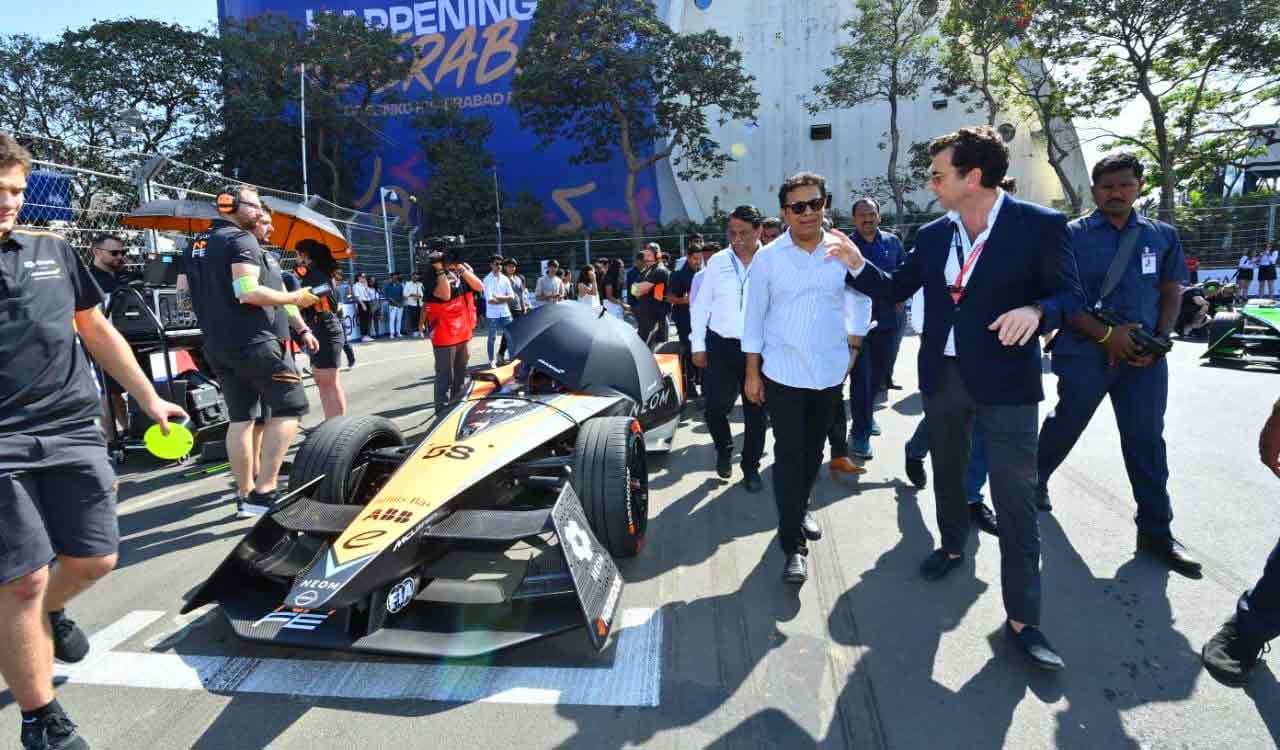Governor gives nod for KTR’s prosecution in Formula E race case