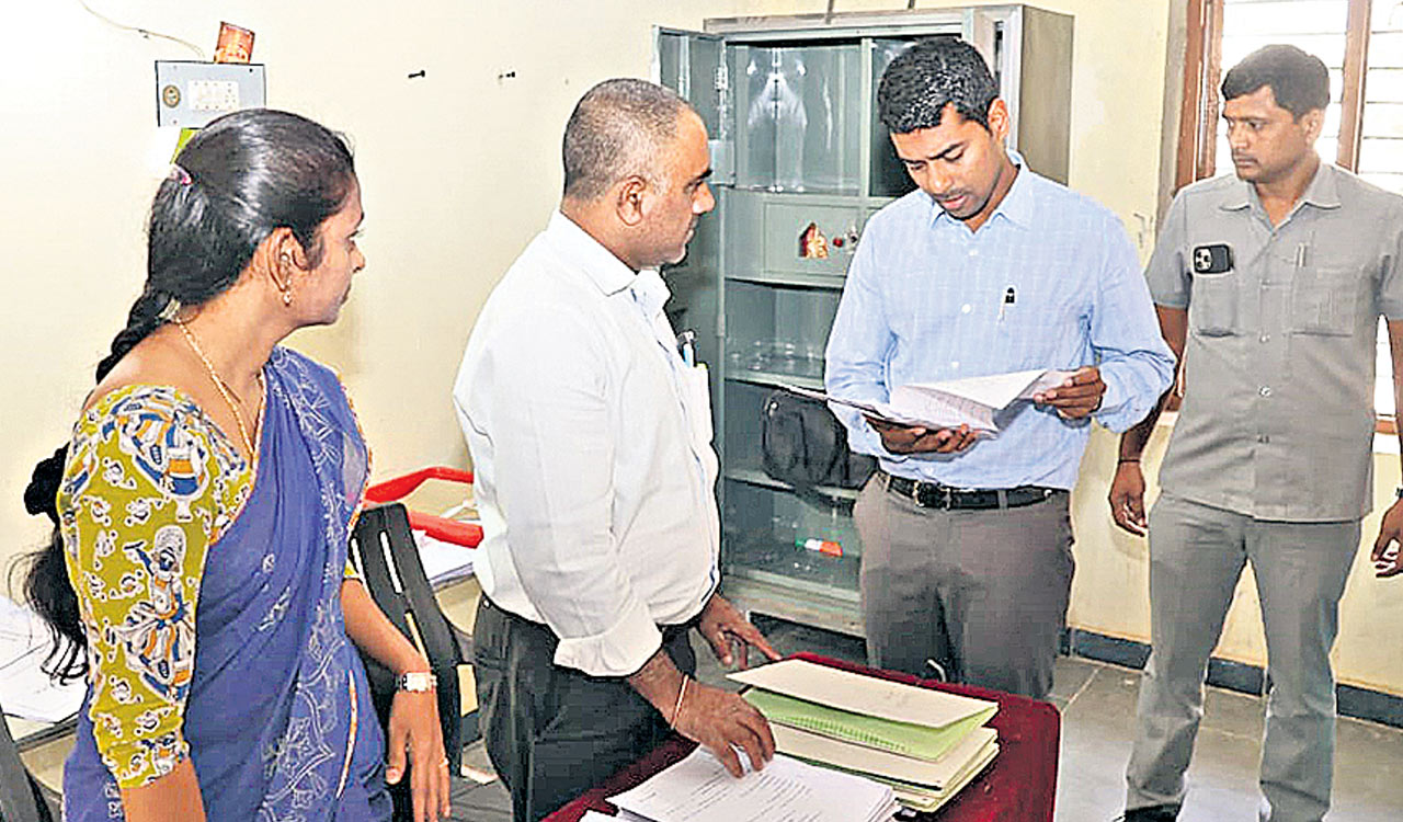 Nominations begin for first phase gram panchayat polls in Khammam, Kothagudem