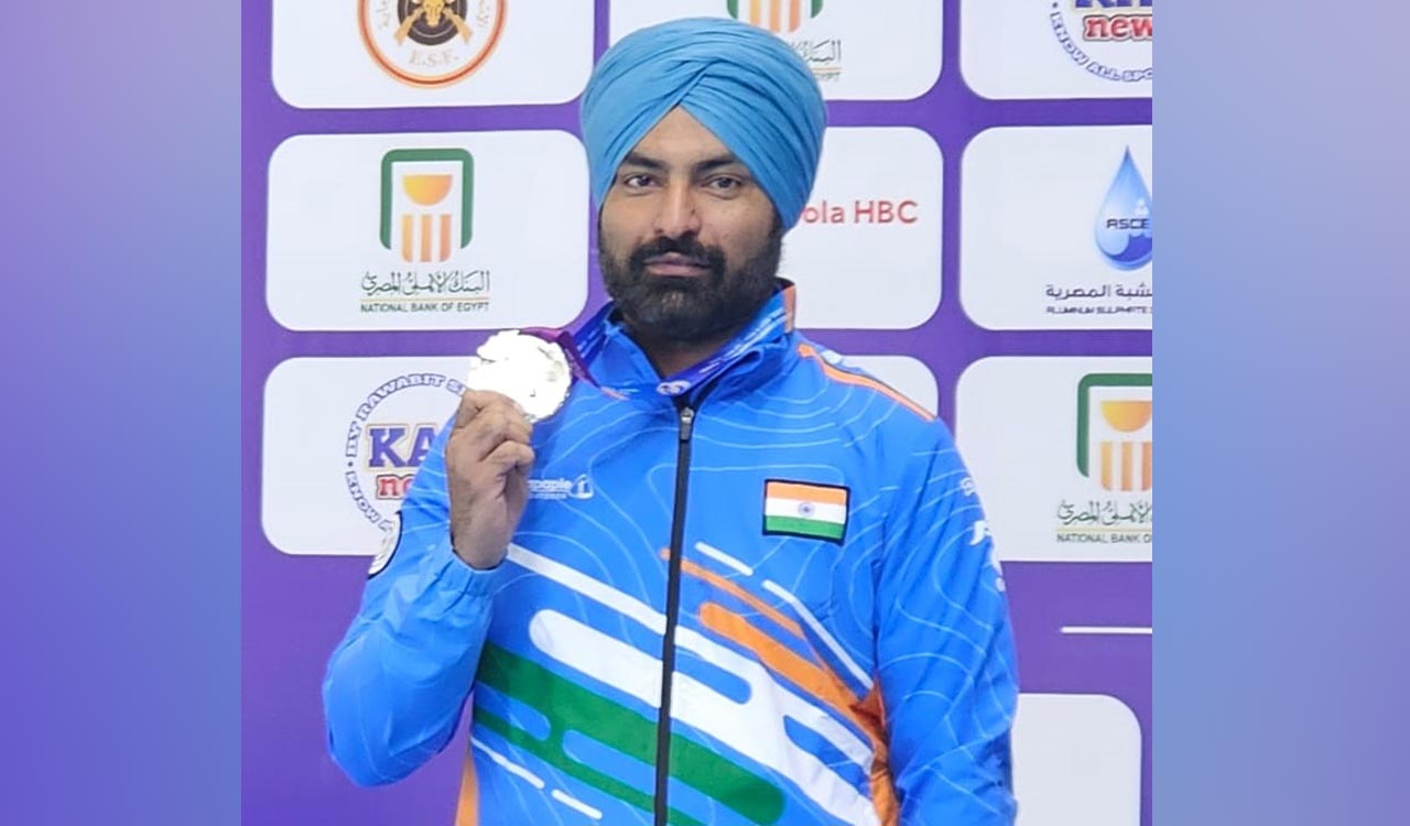 Gurpreet Singh wins silver at World Championships in the 25m Centre Fire Pistol event
