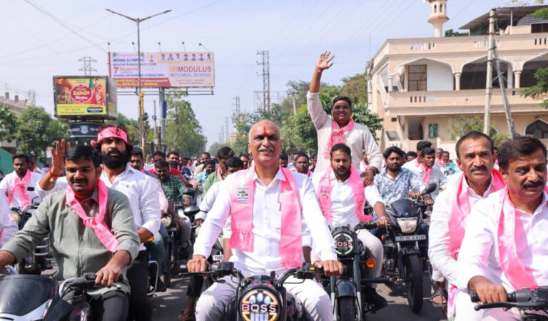 Harish Rao cites Pranab Mukherjee to defend KCR, attacks Revanth Reddy and TPCC