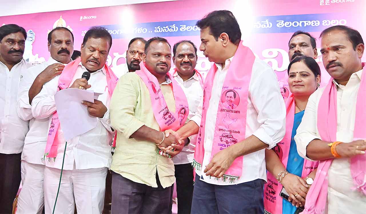 KTR slams Revanth Reddy for abandoning Palamuru-Rangareddy Lift Irrigation Scheme
