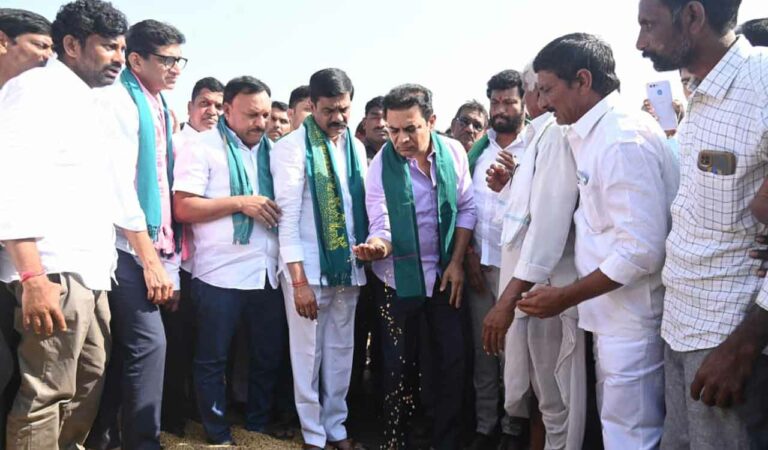 KTR inspects soybean, maize procurement centres; assures farmers of BRS support