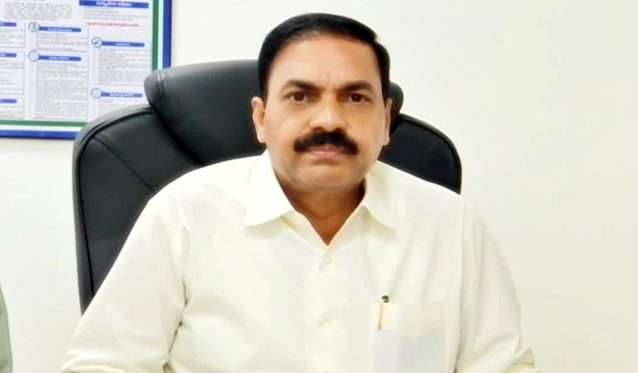 YSRCP leader accuses Naidu for ‘irrational’ reorganisation of districts