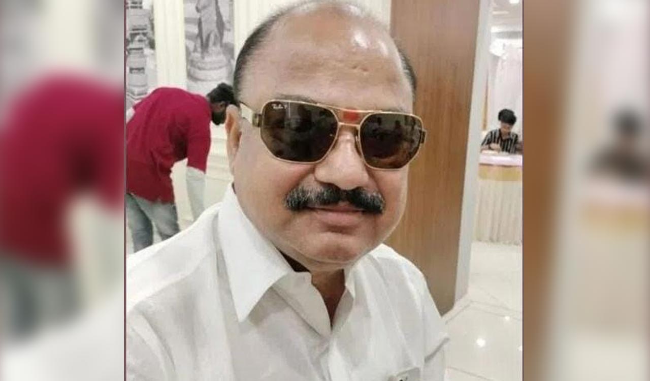 BRS leader dies of heart attack while dancing at wedding procession