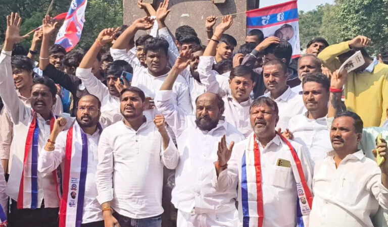 R Krishnaiah demands withdrawal of GOMs 46, suspension of Panchayat polls