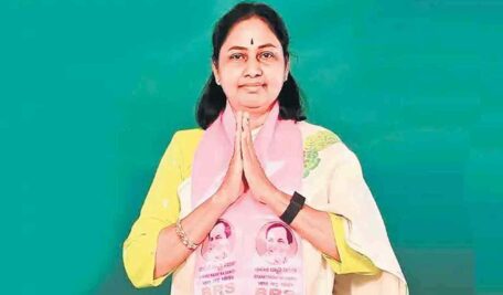 Maganti Sunitha appeals to Jubilee Hills voters to fulfil Gopinath’s vision