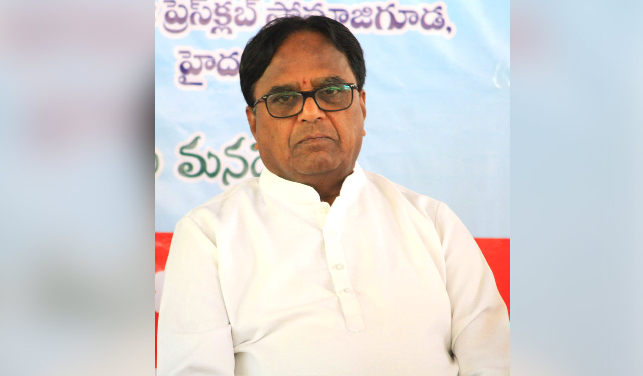 Ponnala slams Congress’ new irrigation alignment, calls land transfer policy ‘biggest land loot’