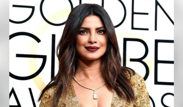 Priyanka Chopra gives a shout-out to Mahesh Babu as she roams Hyderabad streets