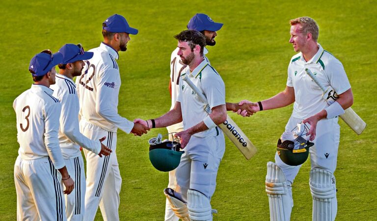 South Africa A chase down 417 to seal thrilling five-wicket win against India A