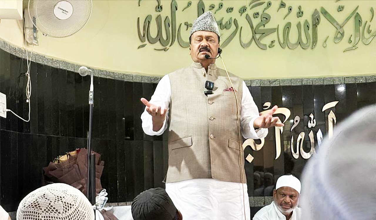 Shabbir Ali campaigns at mosque ahead of Jubilee Hills bypoll
