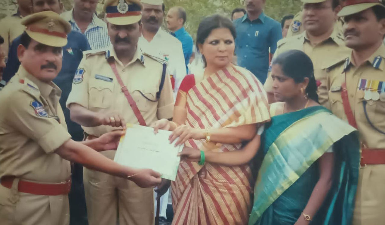 Financial stress over daughter’s marriage drives Special Branch SI to suicide in Warangal