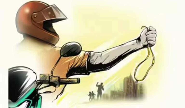 Man wearing helmet barges into home, snatches mangalsutra from elderly woman in Medak