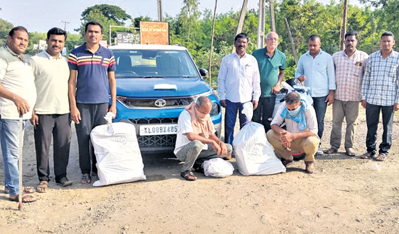 Ganja worth Rs 26 lakh seized, two from Kerala arrested in Kothagudem