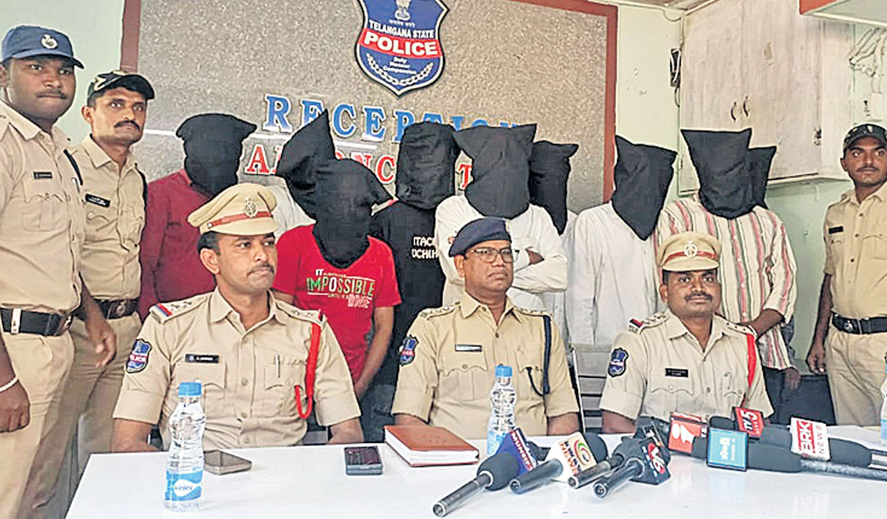 Kothagudem: Woman plots robbery at in-laws’s home, nine held