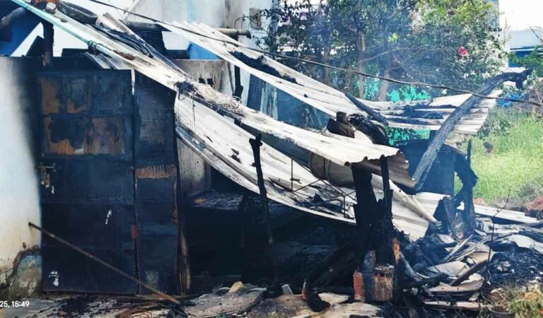 Set The Shed On Fire 437