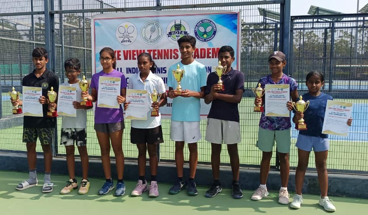 Viswak Reddy and Bhrithi Velladandi clinch under-16 titles at AITA tennis