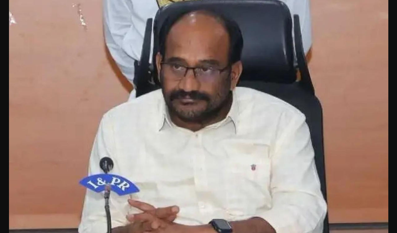 Hanamkonda additional Collector, two clerks in ACB net