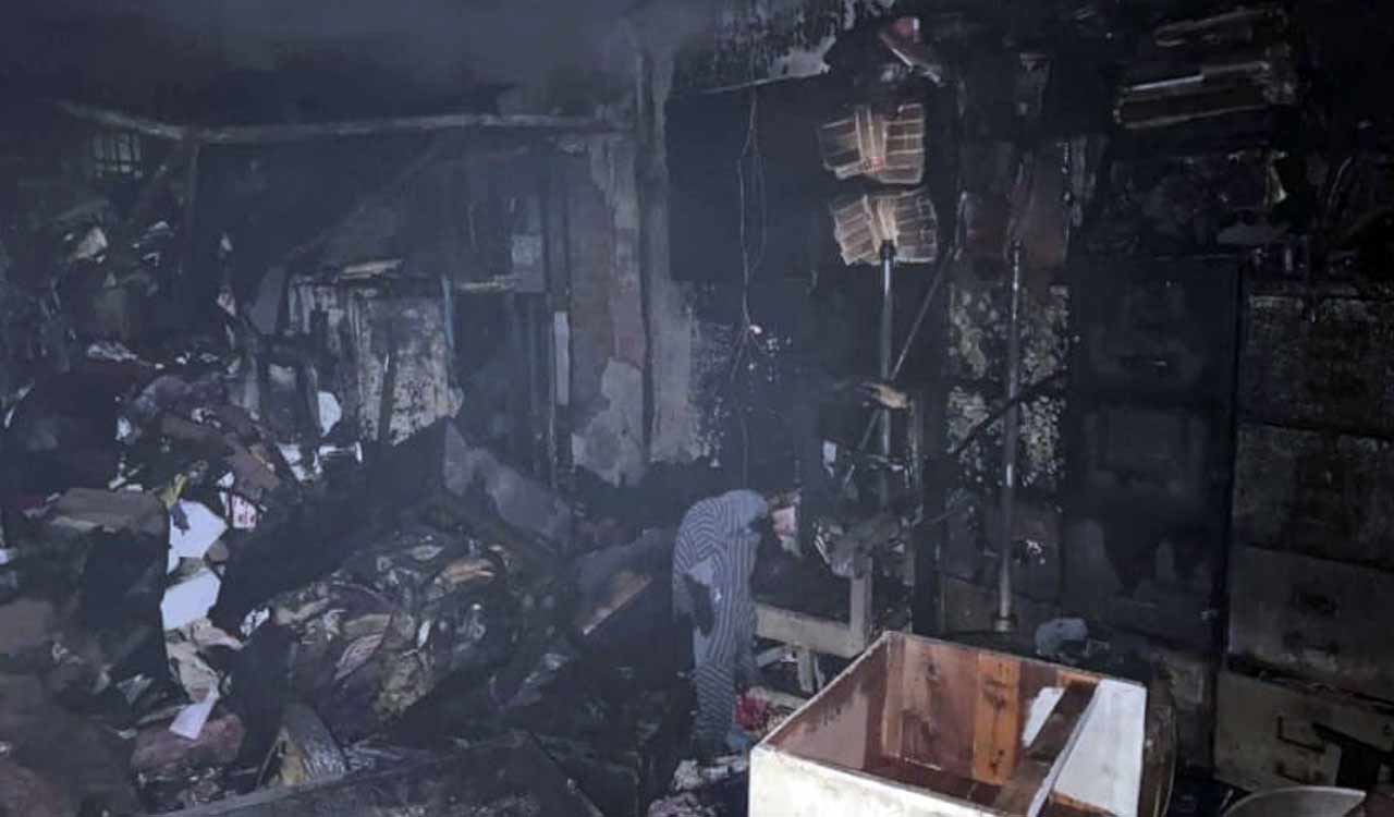 Bangladesh cultural group Udichi holds protest after office set ablaze