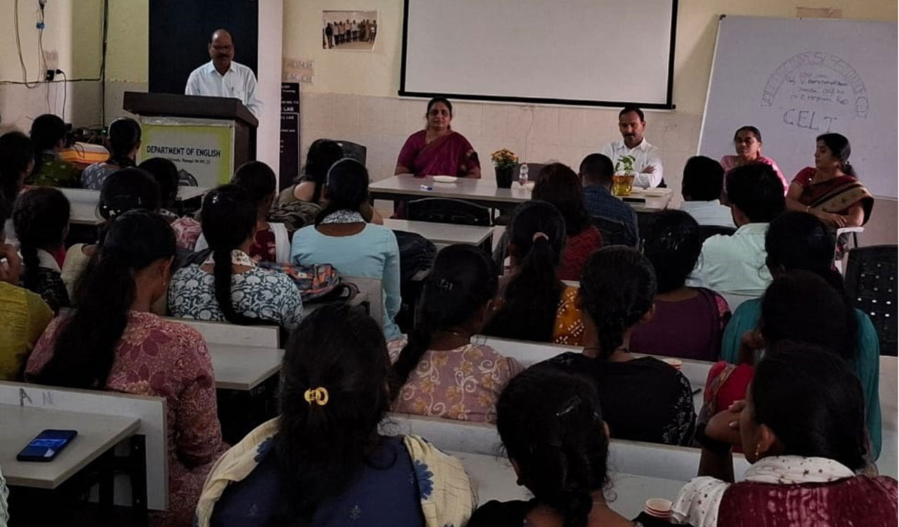 Kakatiya University stresses English proficiency for student success