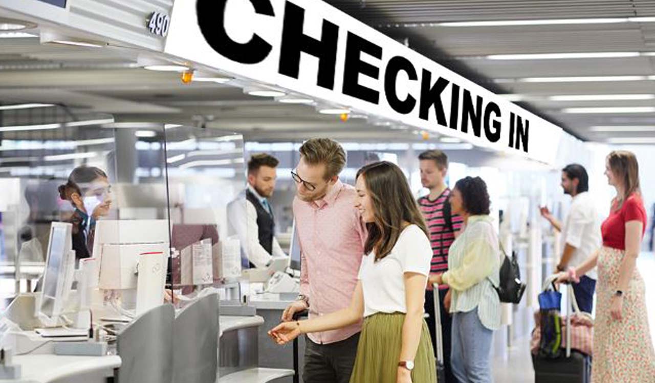 Airport check-in systems hit by outage; airlines switch to manual processing