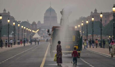 Delhi caps office attendance at 50% amid smog