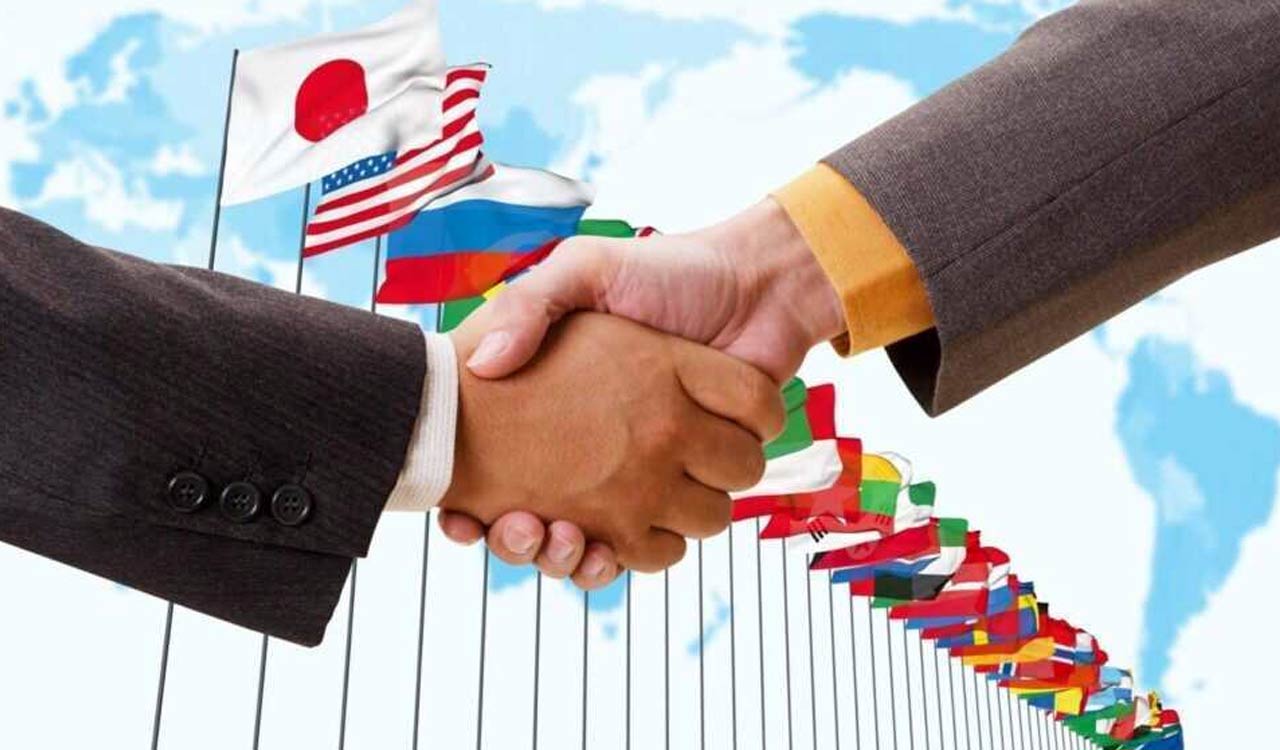 FTAs to open overseas opportunities for Indian professionals: Commerce Secretary