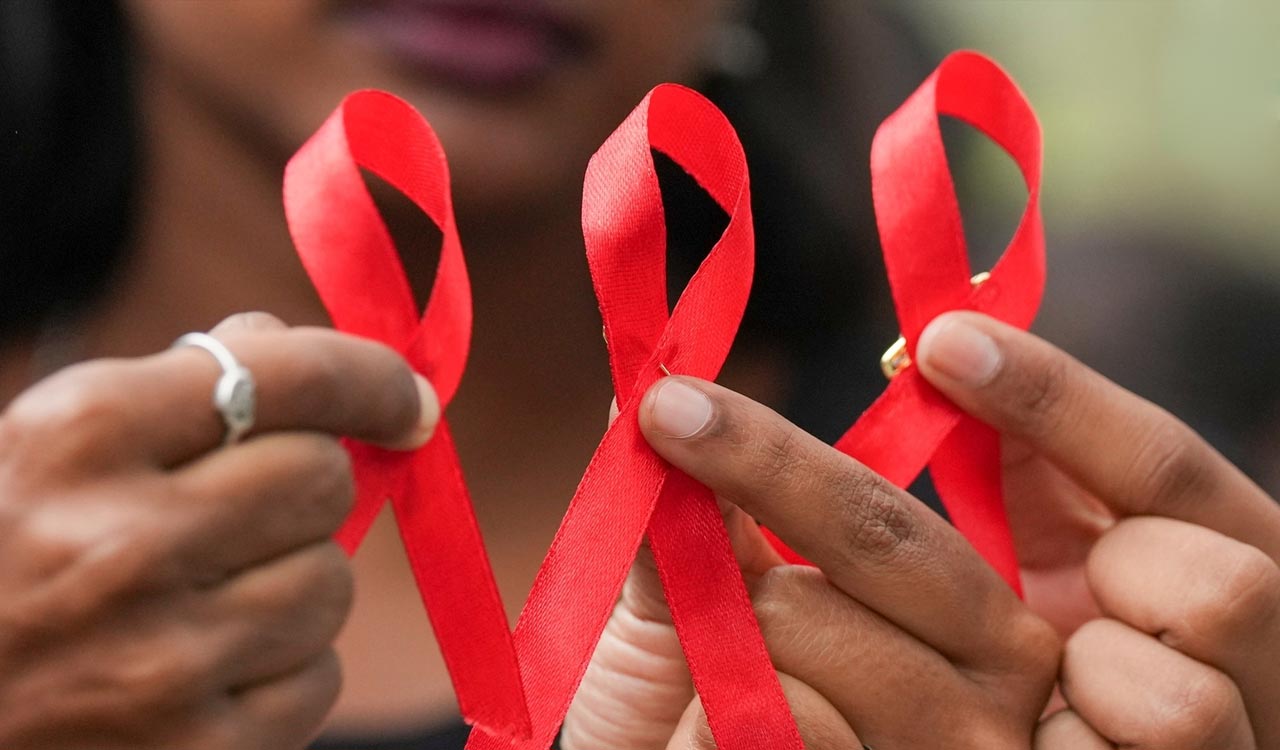 MP govt forms panel to probe HIV infection among six children