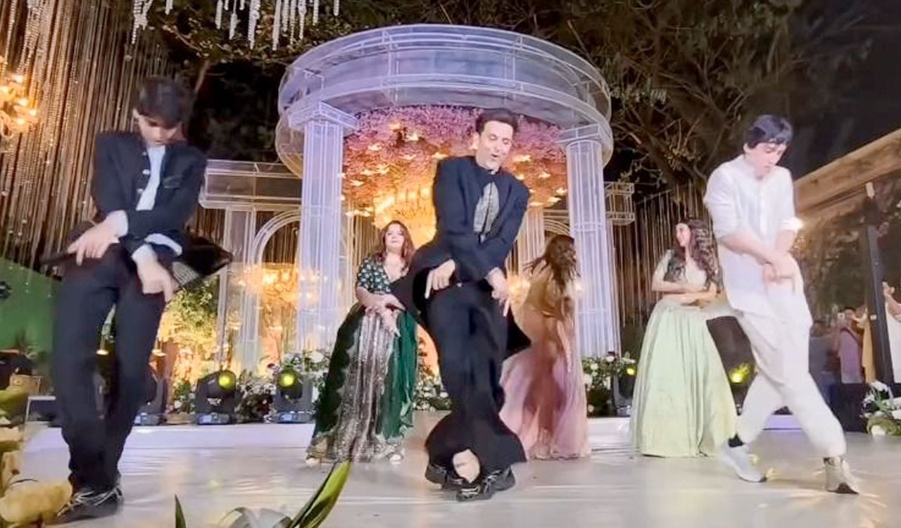 Hrithik, sons steal spotlight dancing to Sukhbir track at cousin’s wedding