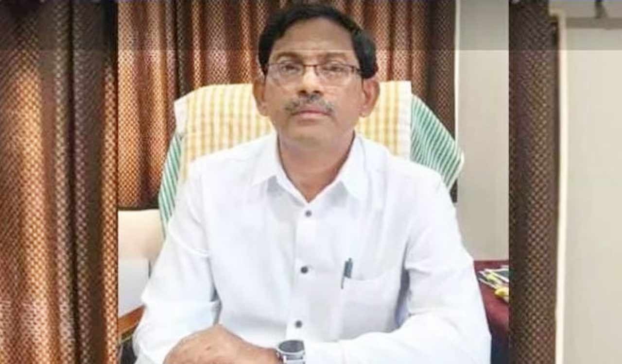 Jagtial DMHO dies suddenly after complaining of chest pain