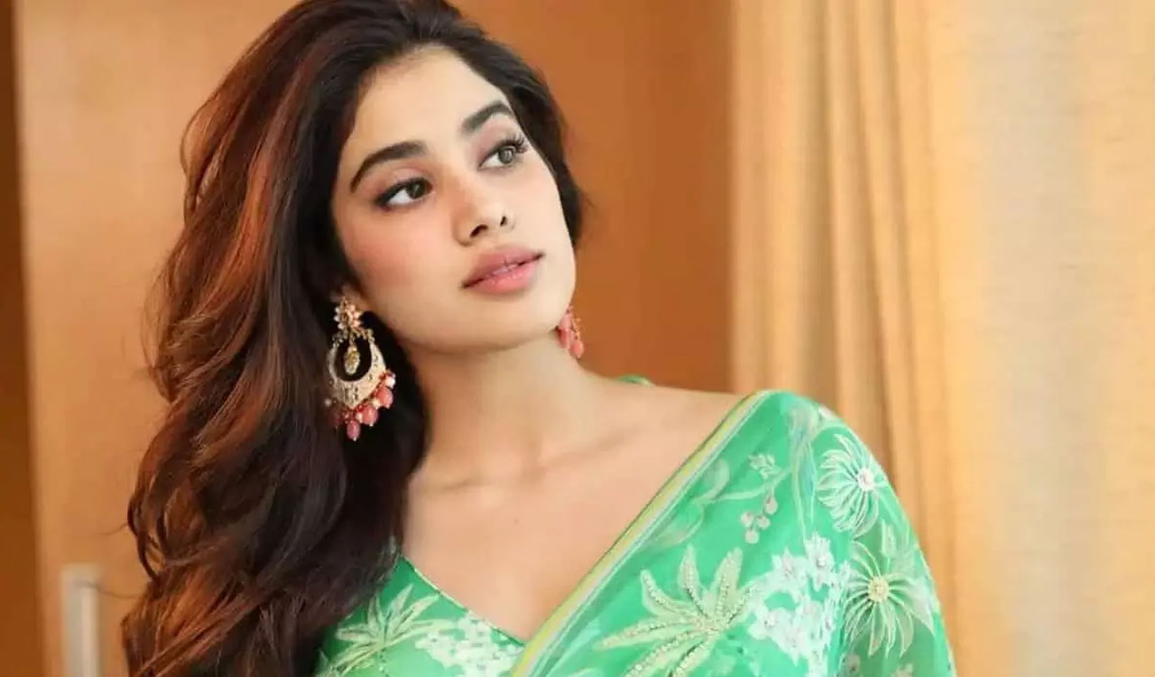Janhvi Kapoor calls Rashmika Mandanna’s The Girlfriend a “mandatory watch”