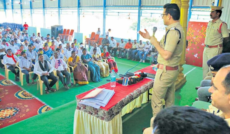 CP Sunil Dutt addressing contesting candidates in Khammam.