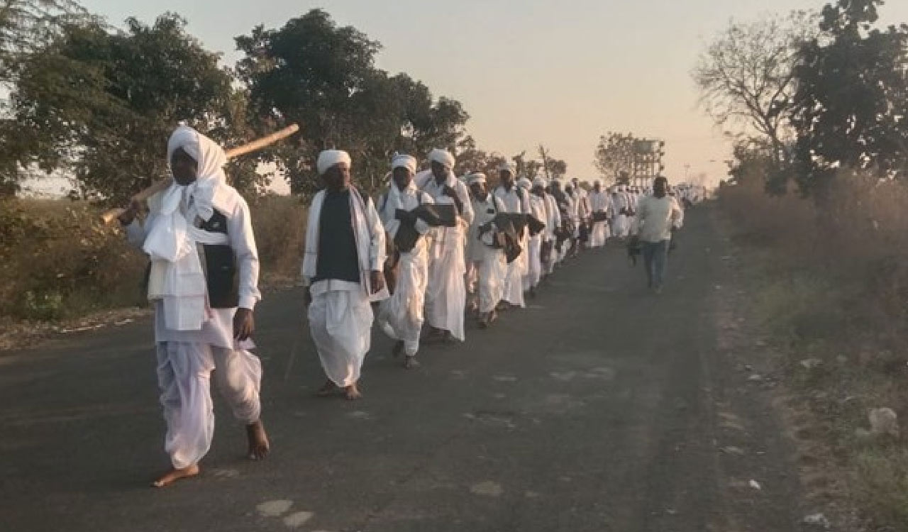 Mesram tribals’ 150-km trek for Nagoba Jatara begins