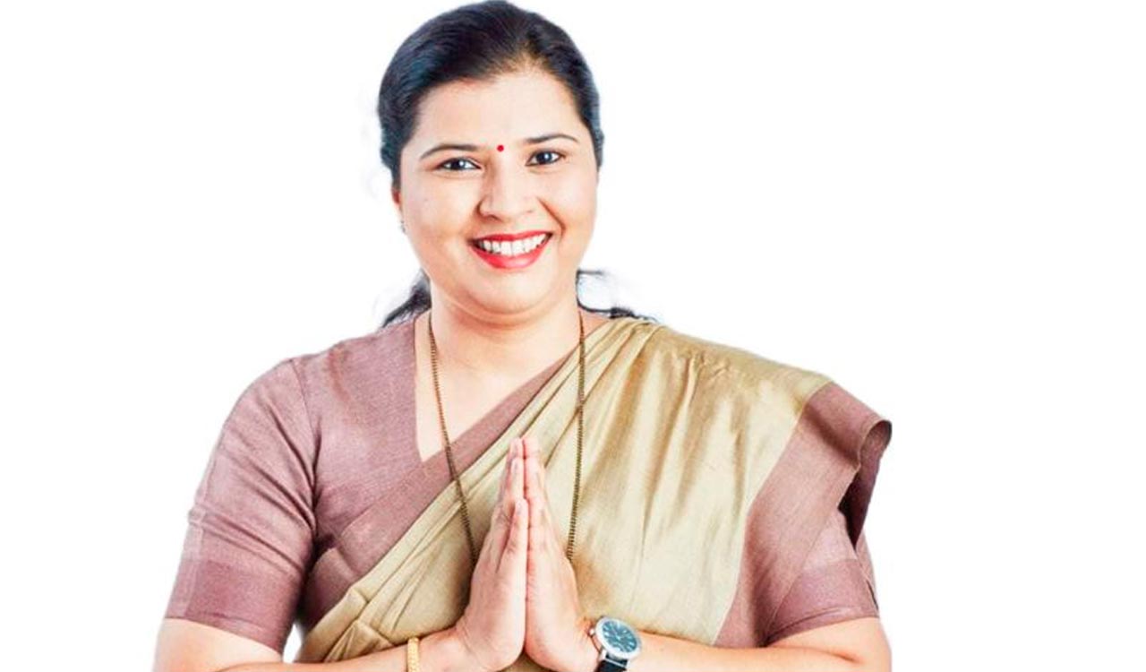 Karnataka ex-MLA, a doctor, saves life of American co-passenger mid air