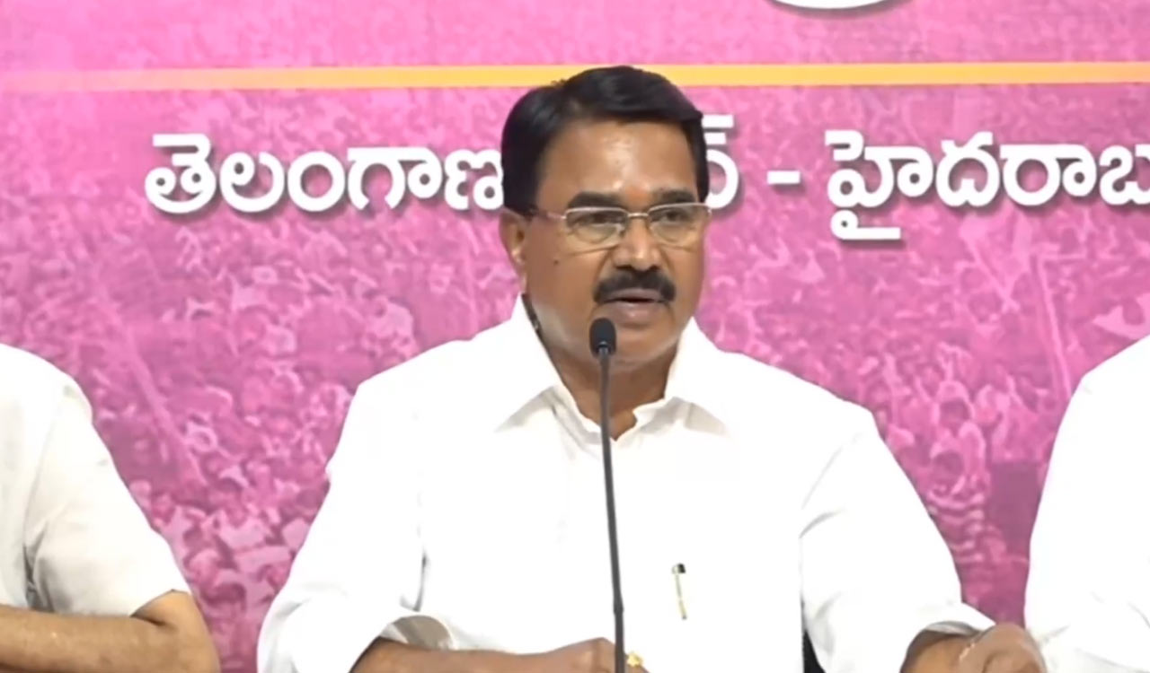Niranjan Reddy sees conspiracy to weaken Cooperative Societies, demands elections to managing bodies
