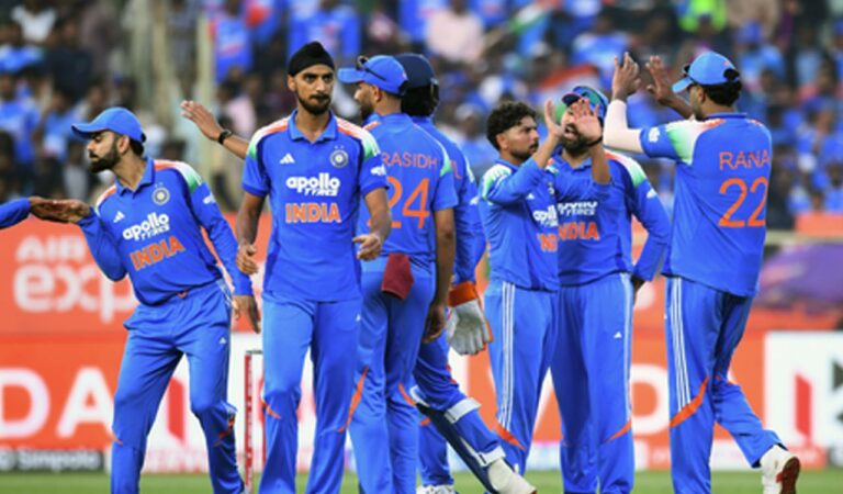 India fined for slow over rate in second ODI against South Africa