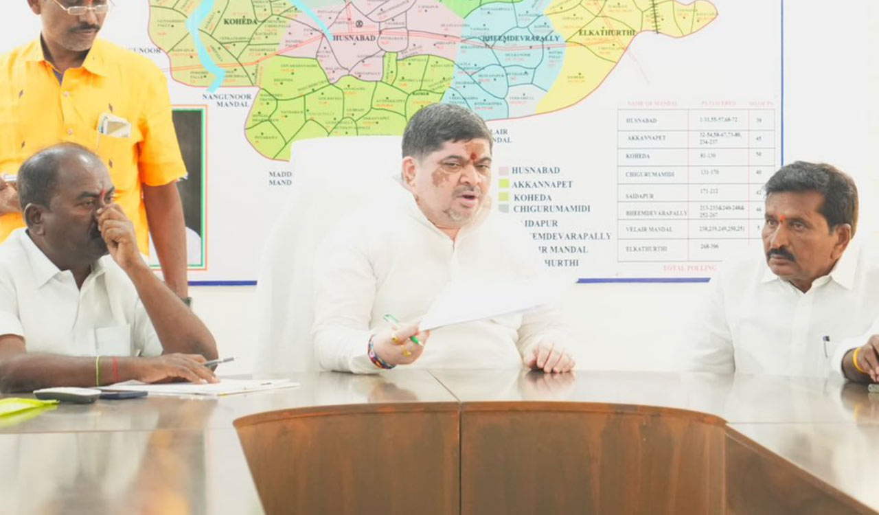 Ponnam says suicide issue being politicised, vows continued fight for BC rights