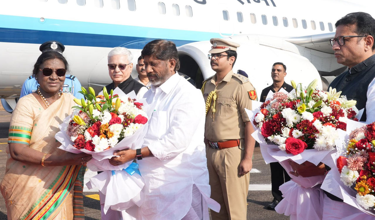 President Murmu arrives in Hyderabad for Southern Sojourn