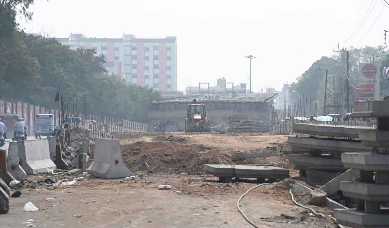 Hyderabad: Residents, commuters suffer as Telangana govt delays Chanchalguda steel flyover works