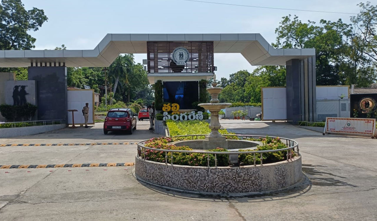 Singareni’s Rs 10 crore largesse for Messi, peanuts for Formation Day sparks outrage