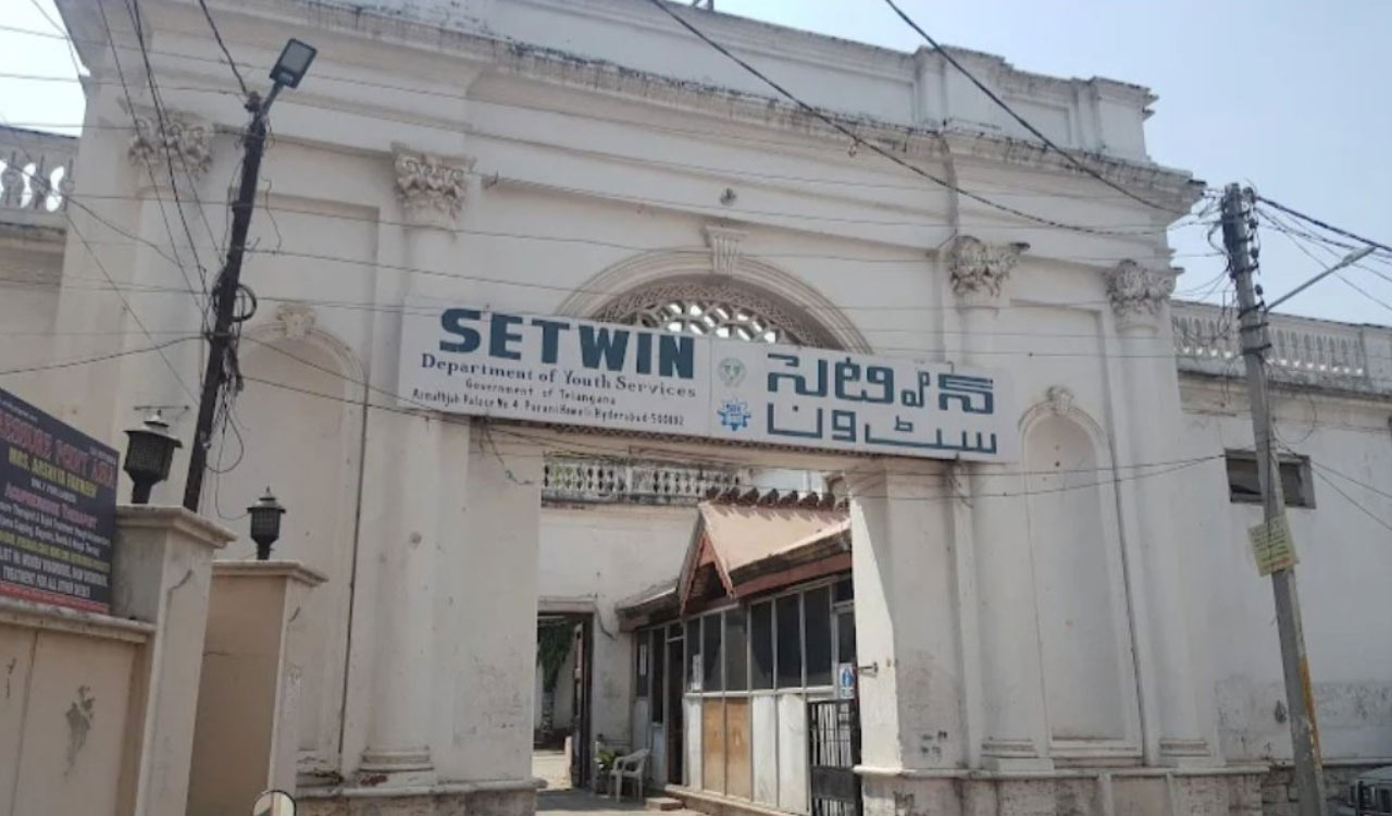 AIMIM opposes relocation of SETWIN from Purani Haveli