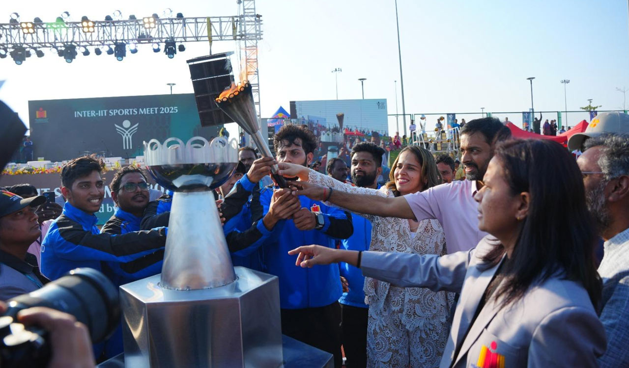 Saina Nehwal, Gopichand inaugurate Inter IIT Sports Meet at IIT Hyderabad