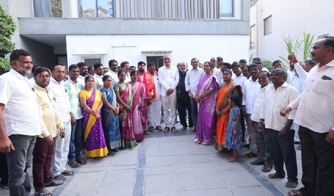 Young sarpanches dominate gram panchayat polls in Medak