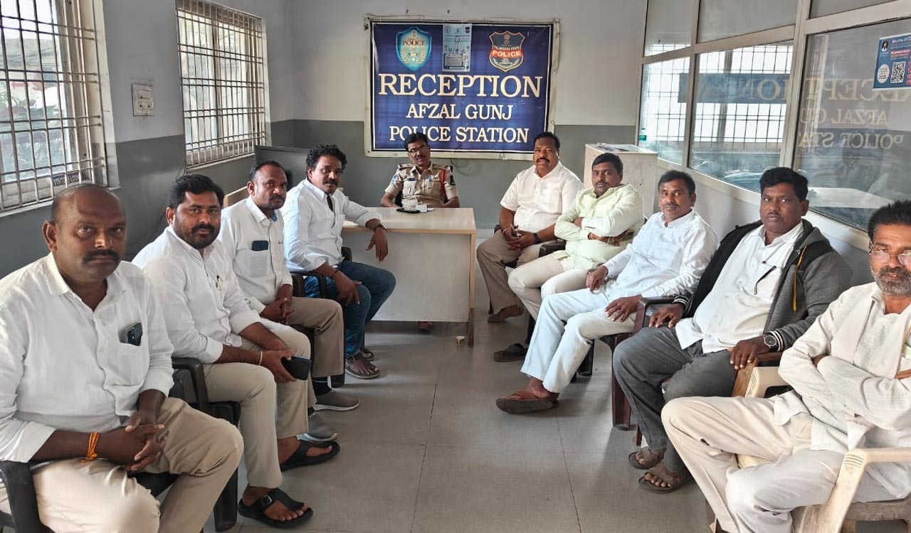 Former sarpanches attempt to lay siege to Assembly over pending dues