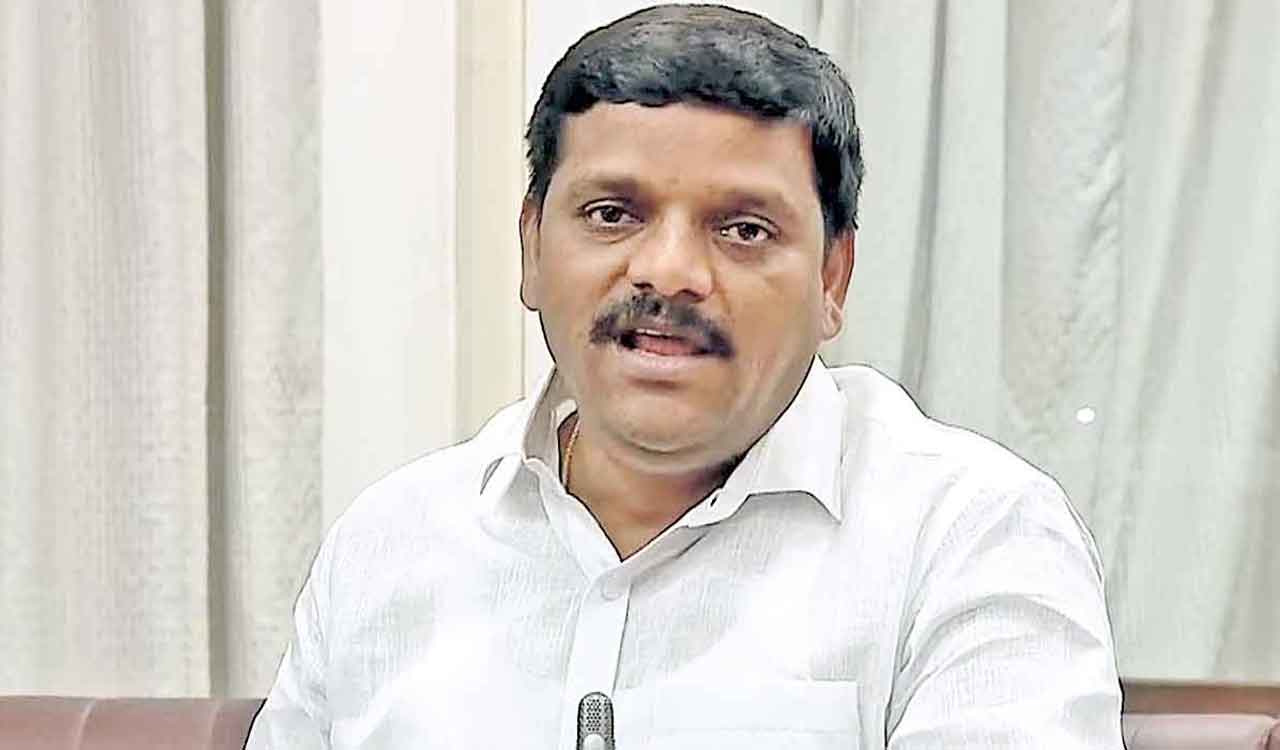 Teenmaar Mallanna detained at home ahead of BC activist’s final rites