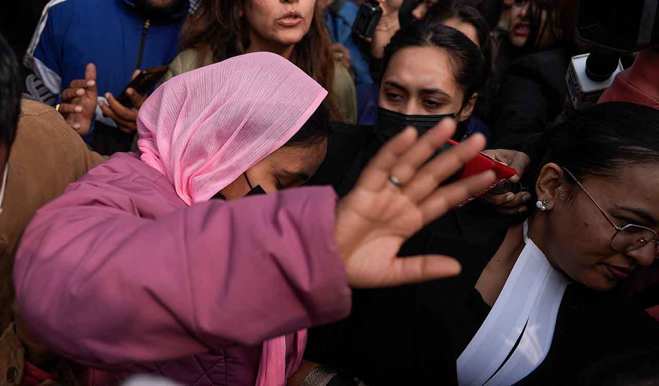 Unnao rape survivor welcomes SC order staying suspension of Kuldeep Sengar’s life sentence